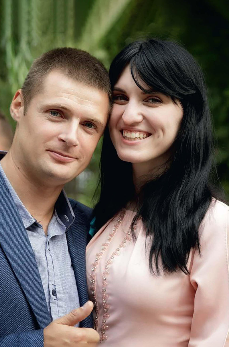 Ти не одна. Кохані Героїв України. Історії війни та любові